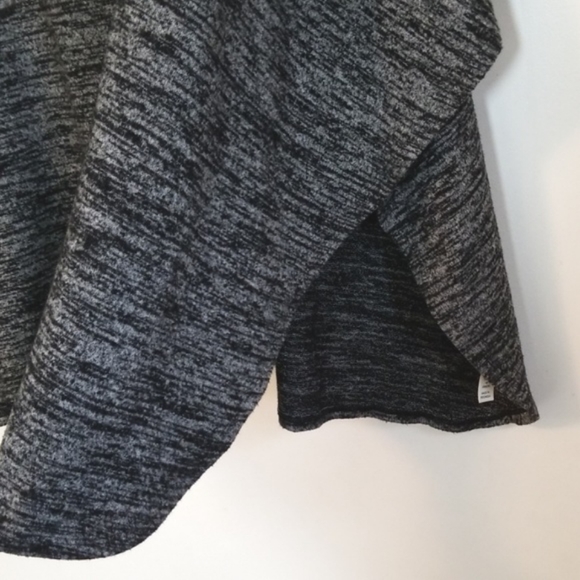 Soma Black Heathered Poncho Top - Picture 3 of 6